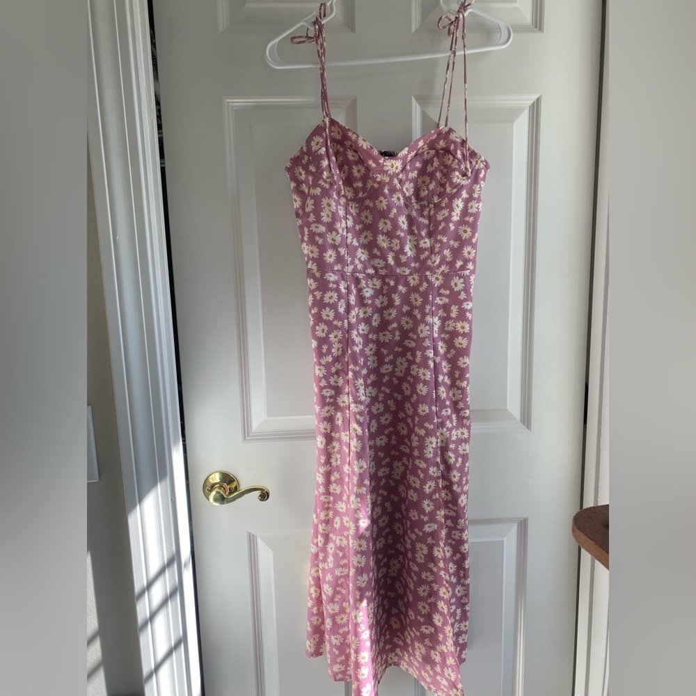 SHEIN medium pink daisy dress